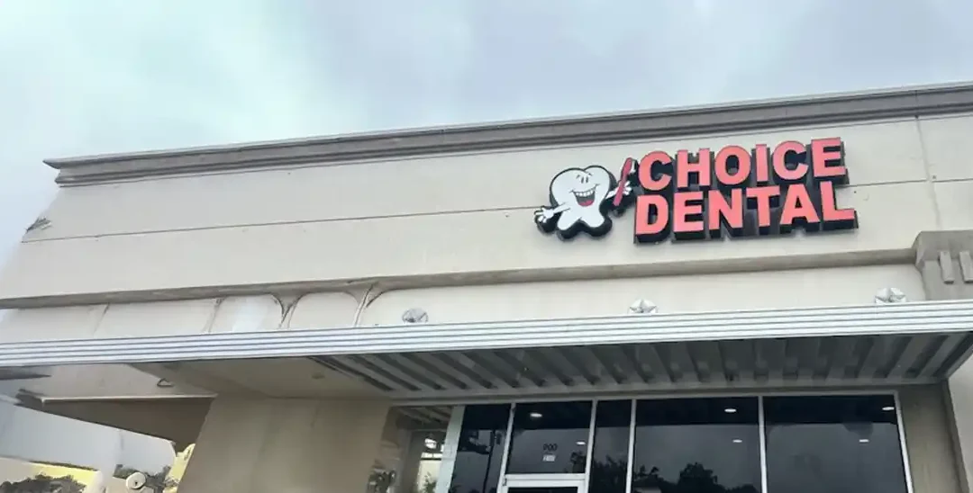 Dental Implants vs Dentures: in Marshall, Texas